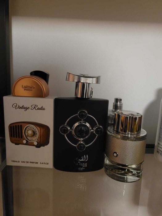 Vendo vários perfumes (Ler descrição)