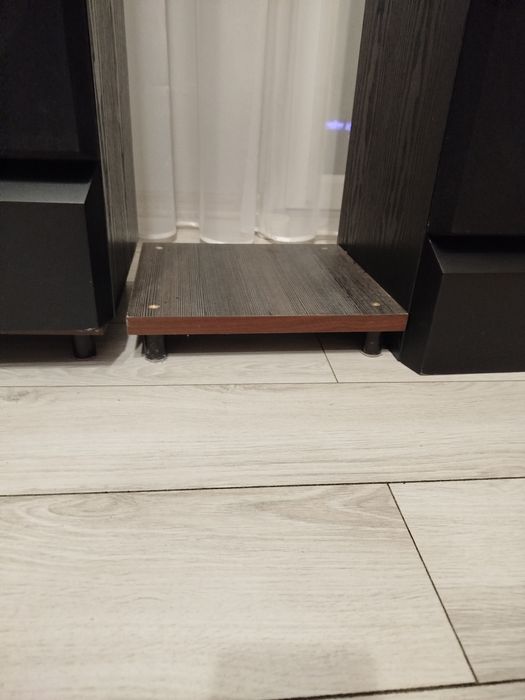 Kolumny altus 200
