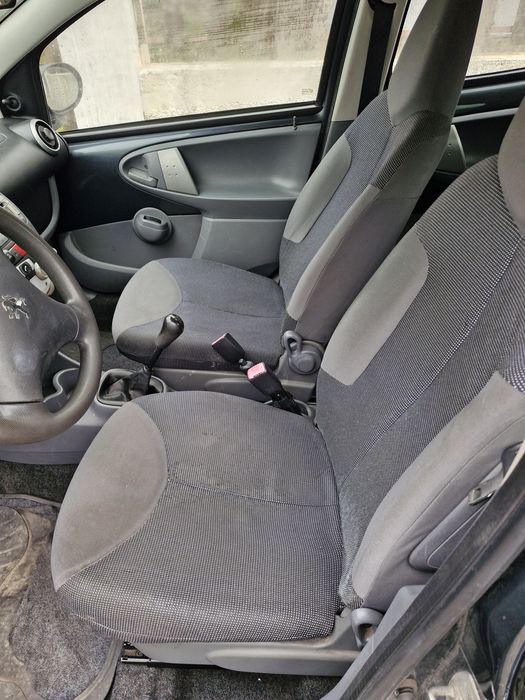 Peugeot 107 motor Toyota