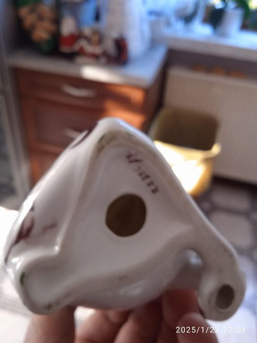 Żaba figurka ćmielów porcelana