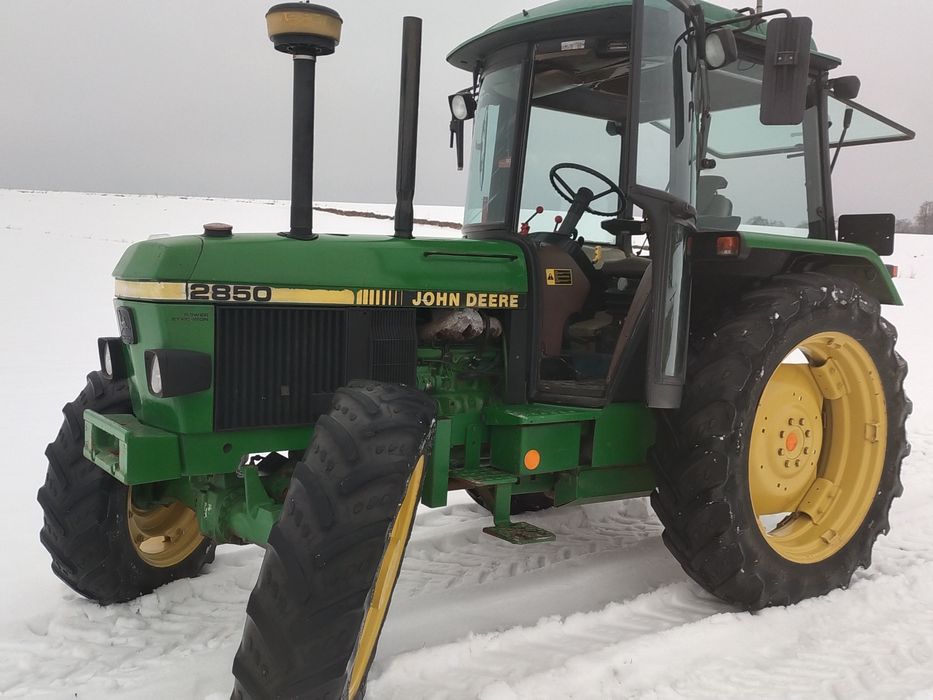 Ciągnik rolniczy John Deere 2850