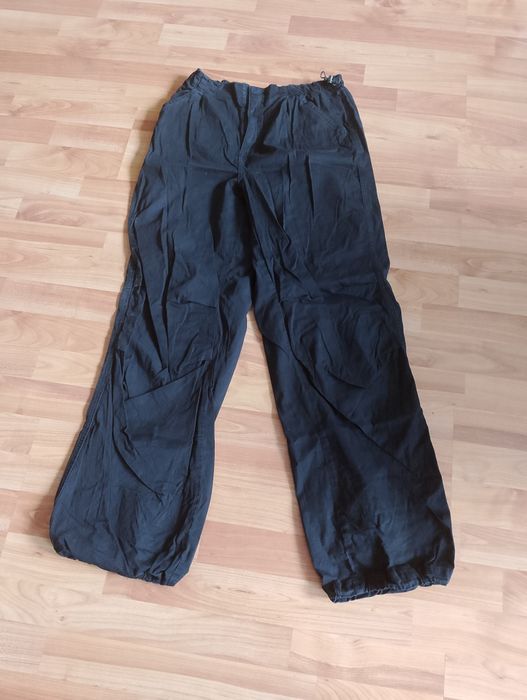 Spodnie szerokie bojówki cargo parachute swag cyber affliction y2k  Bershka rozmiar M