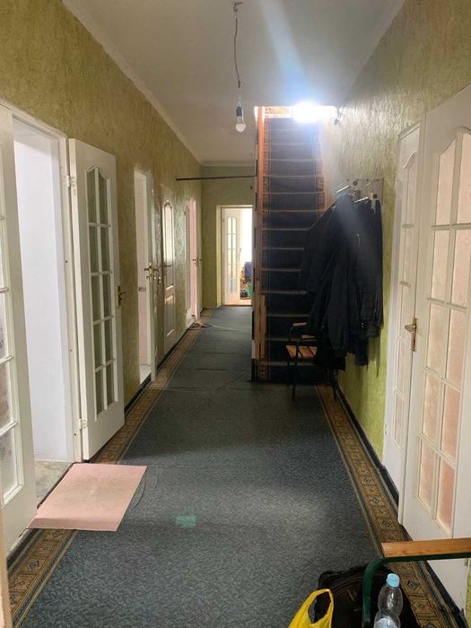 Продажа Житлового будинка  327 кв.м в м. Чернівцях + Київ