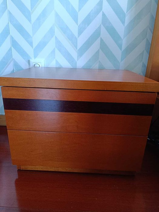 Mobília de Quarto de Casal em Cerejeira – Conjunto Completo