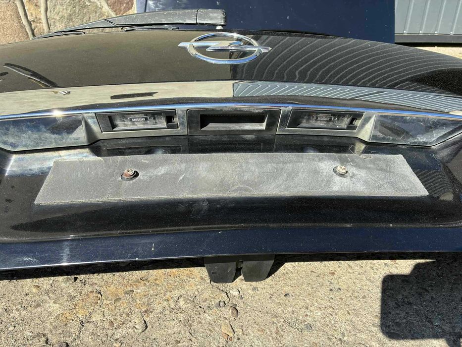 klapa bagażnika opel astra H 3 III Z20R kombi
