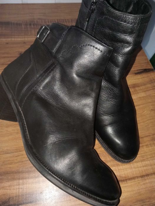 Жіночі осінні черевики, розмір 40