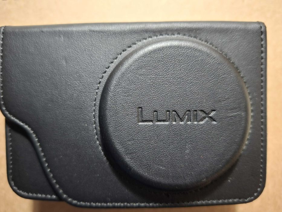 Panasonic Lumix DC-TZ90: Compact and Versatile64738114756609123