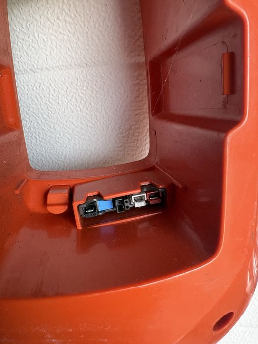 Podkaszarka husqvarna 136 LiC body