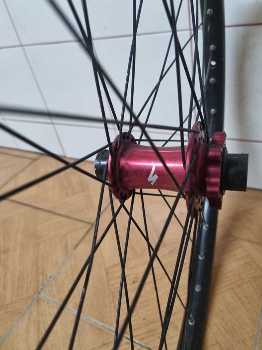 Roda Specialized 26 20mm DH - Bom Estado