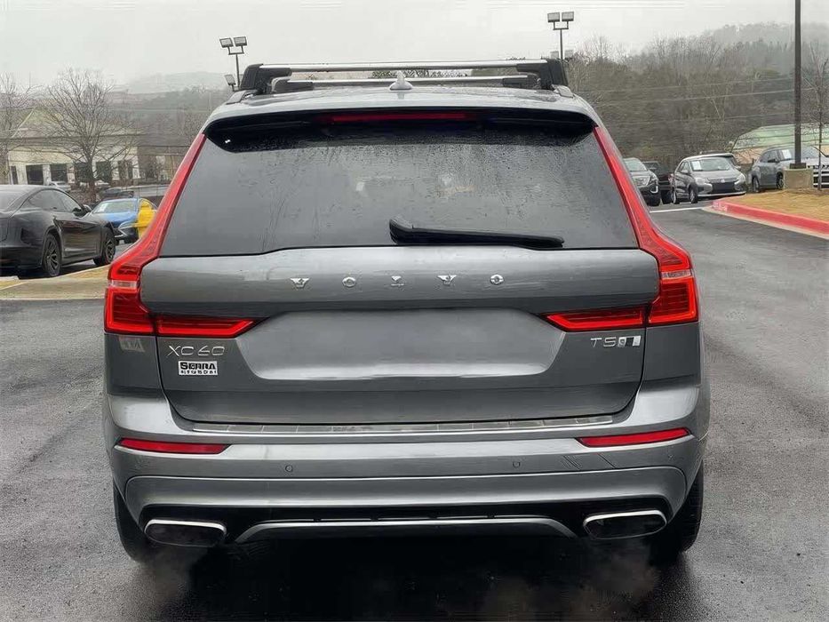 Volvo XC60 T5 R-Design      2019