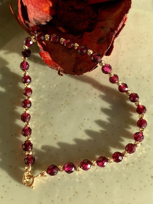 Bransoletka z duzych 4,6mm granatów, złoto 585