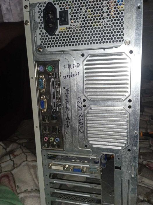Комп,ютерний блок