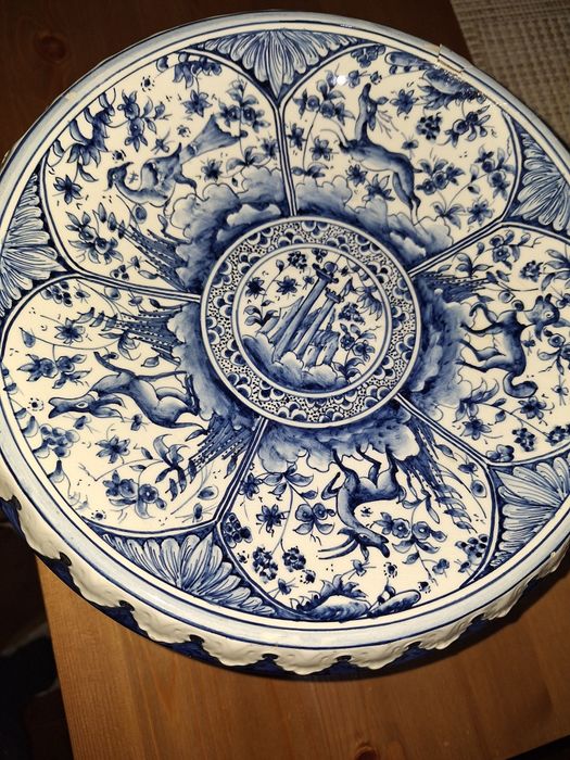 Suporte de bolos pintado a mão