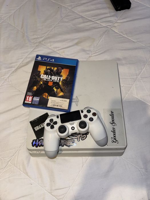 PS4 com comando