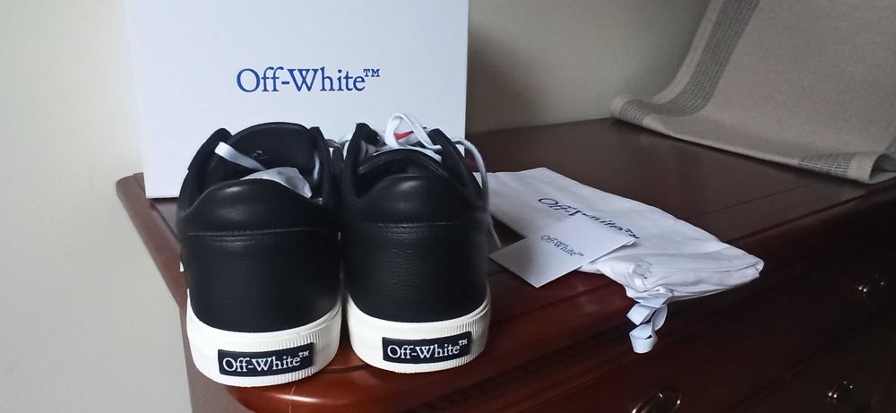 (r. 46) Nowe buty OFF-WHITE New Low Vulcanized Black White czarne