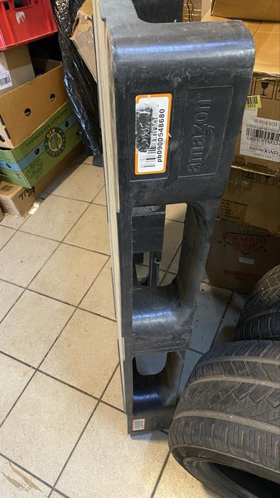 3 sztuki europalety plastkowe 120x80
