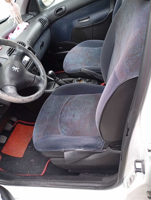 Veículo Peugeot 206