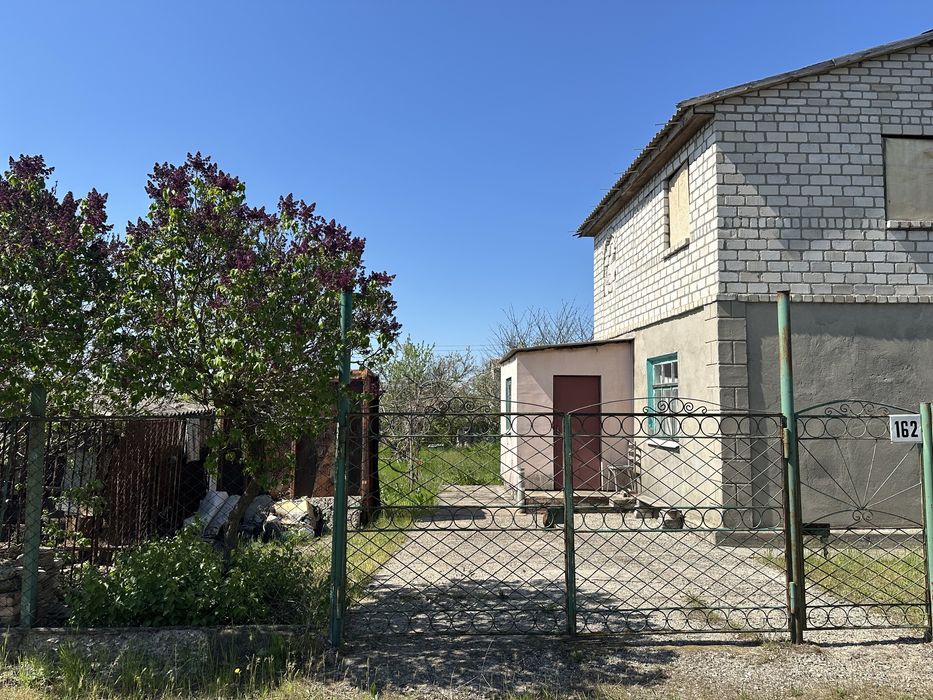 Продам приватизовану дачу.