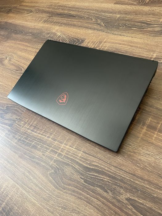 Ігровий ноутбук MSI GF75 17,3