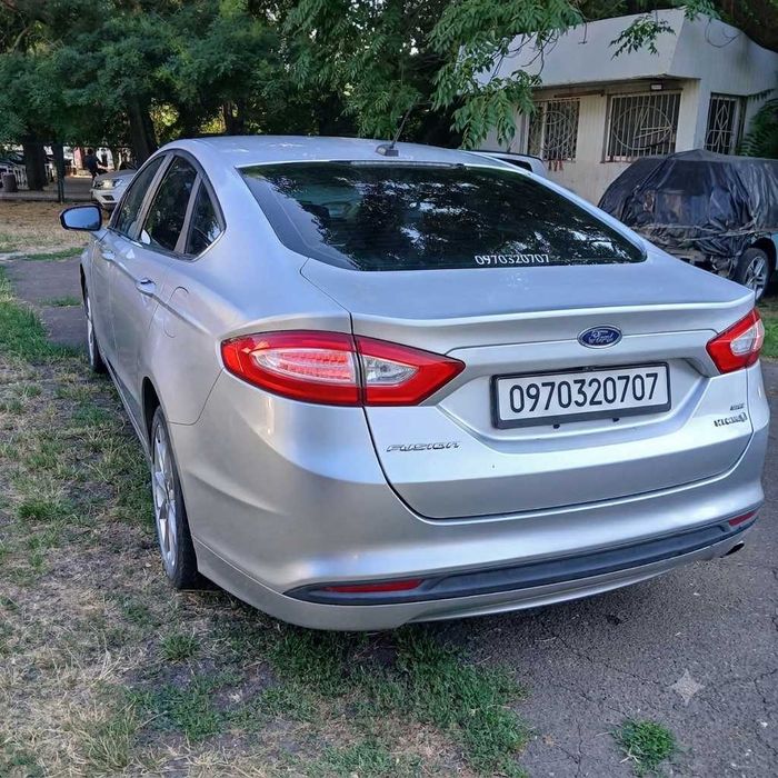 Ford fusion hybrid 2.0