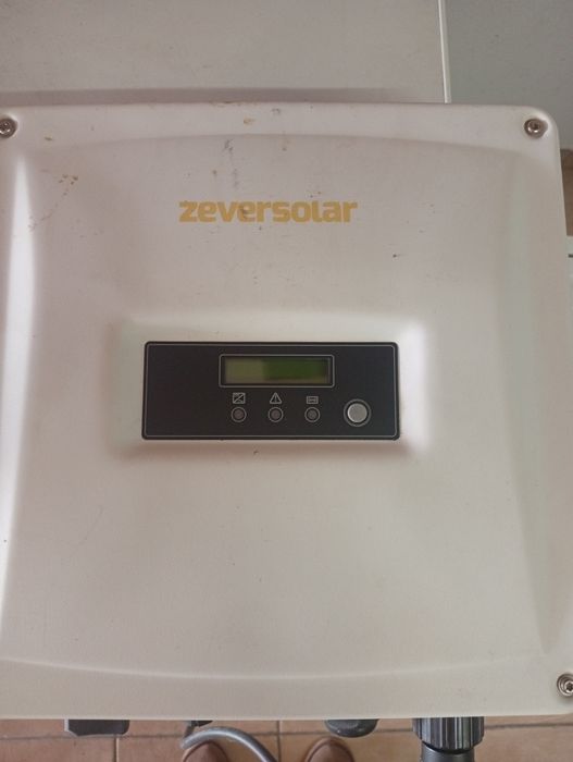 Inversor solar avariado