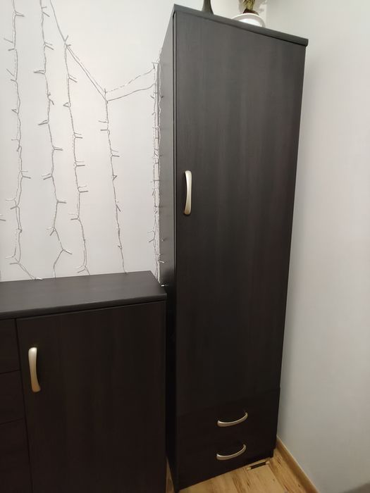 Zestaw mebli komoda witryna szafka