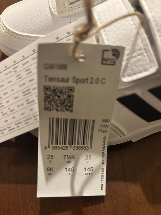 Sapatilhas Adidas Criança – Brancas – NOVAS com Etiqueta