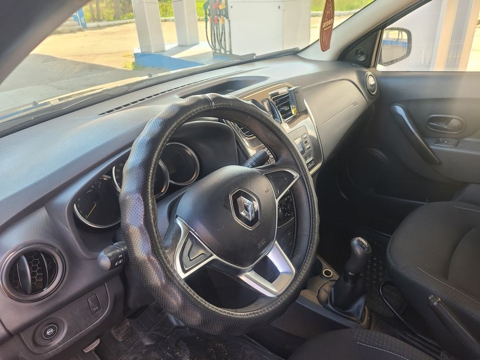Renault logan 2 2018г