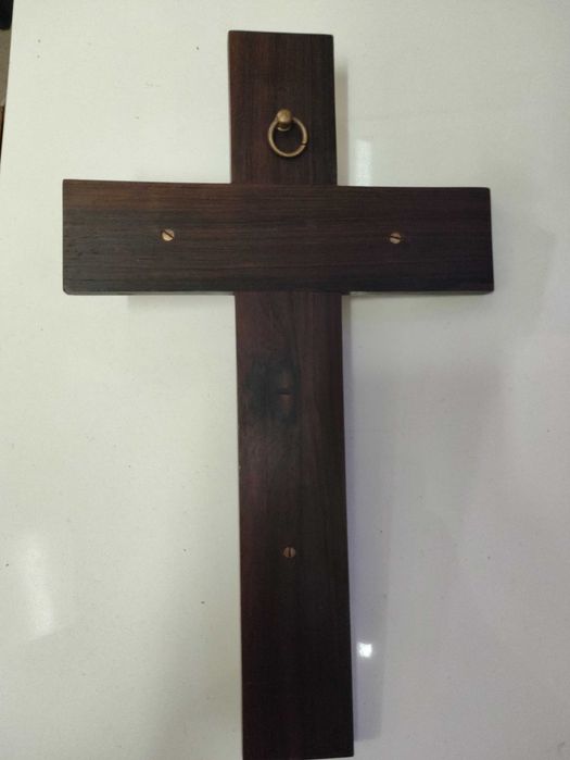 Antigo crucifixo em Bronze Assinado por Antonio Maria Ribeiro - Porto