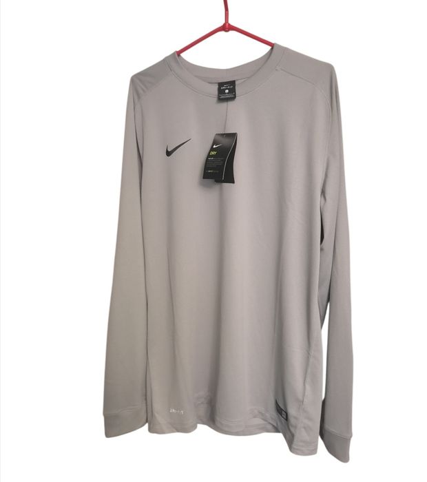 Nike. Лонгсліви, Поло. Футболки.