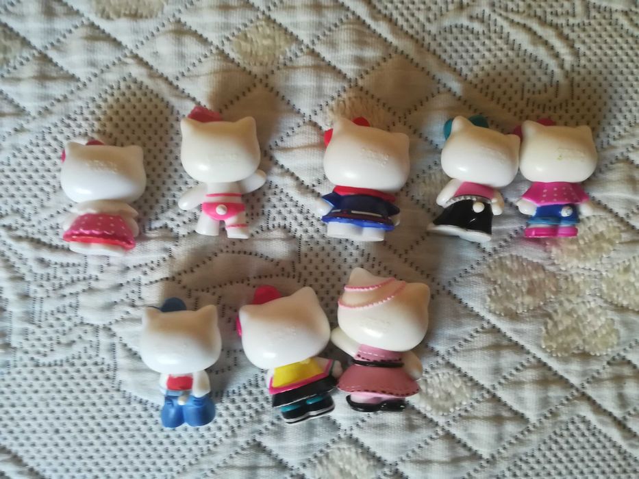 Bonecos Pequenos Hello Kitty (8 unidades) - 1 euro cada