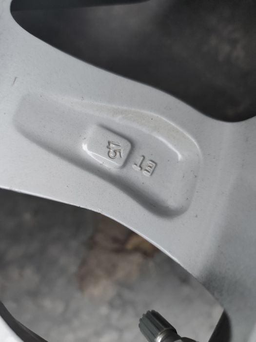 Toyota Nissan Hyundai alufelgi kola zimowe 5*114.3 16" opony 205 55. 1