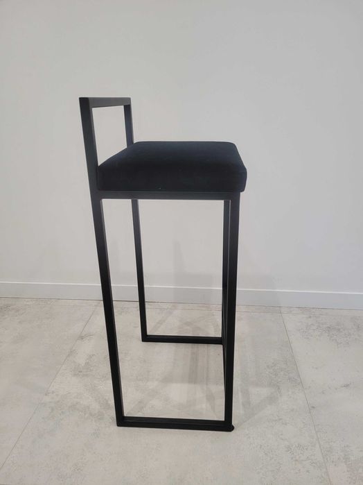 Hokery w stylu loftowym