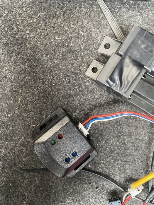 Сигналізація повністю робоча знята з машини