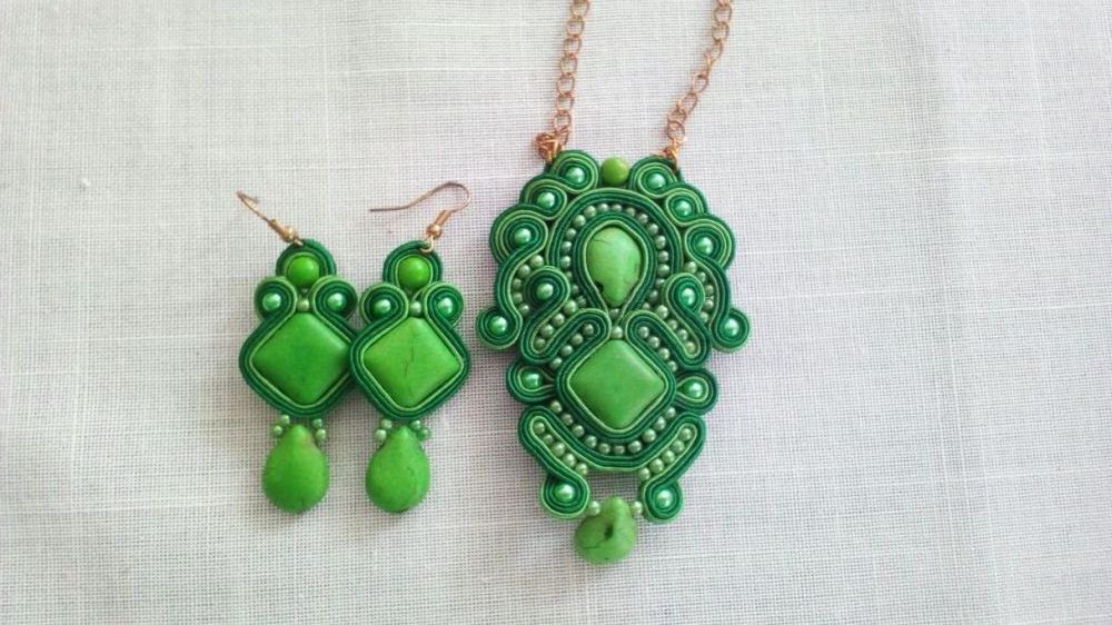 Komplet sutasz zielony wisiorek i kolczyki