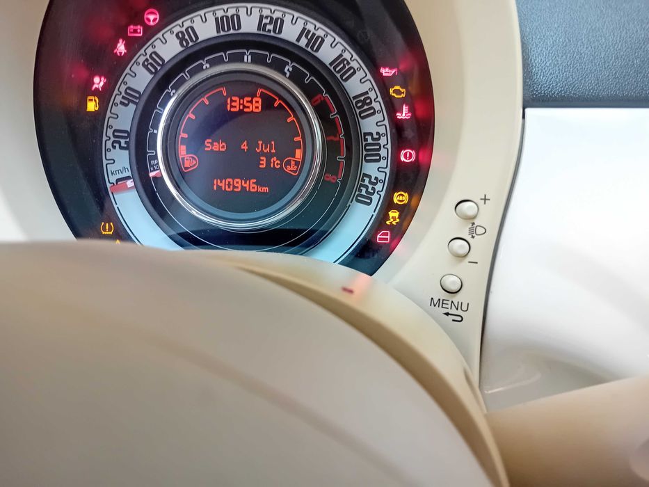 Fiat 500 1.2 cc com 140mil kms