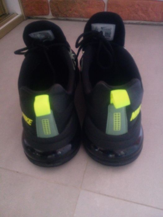 Buty Nike Air Max 270 React (CW7474-001) BLACK VOLT
Producent: Nike