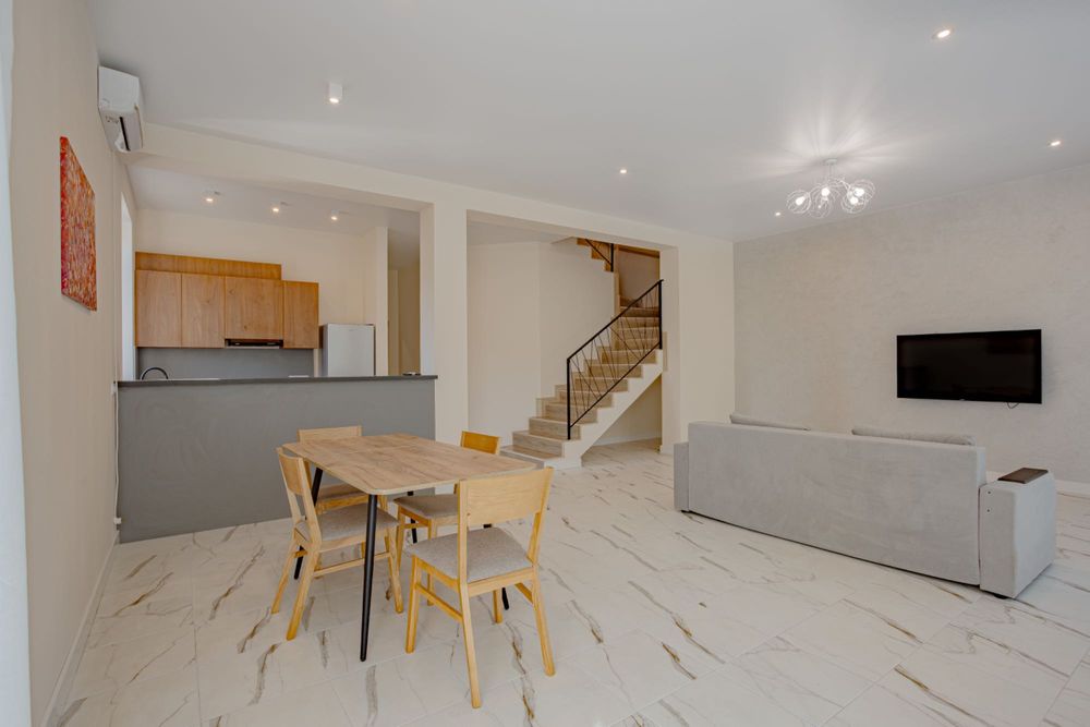 Продаж нового будинка у Києві