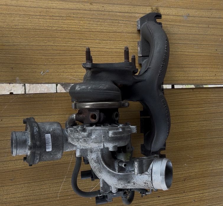 Turbosprężarka Audi A5, A4 2.0 TFSI CDN 2009r 06H145702L