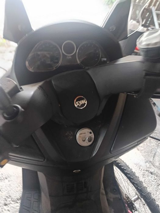 Moto Scooter Sym 600