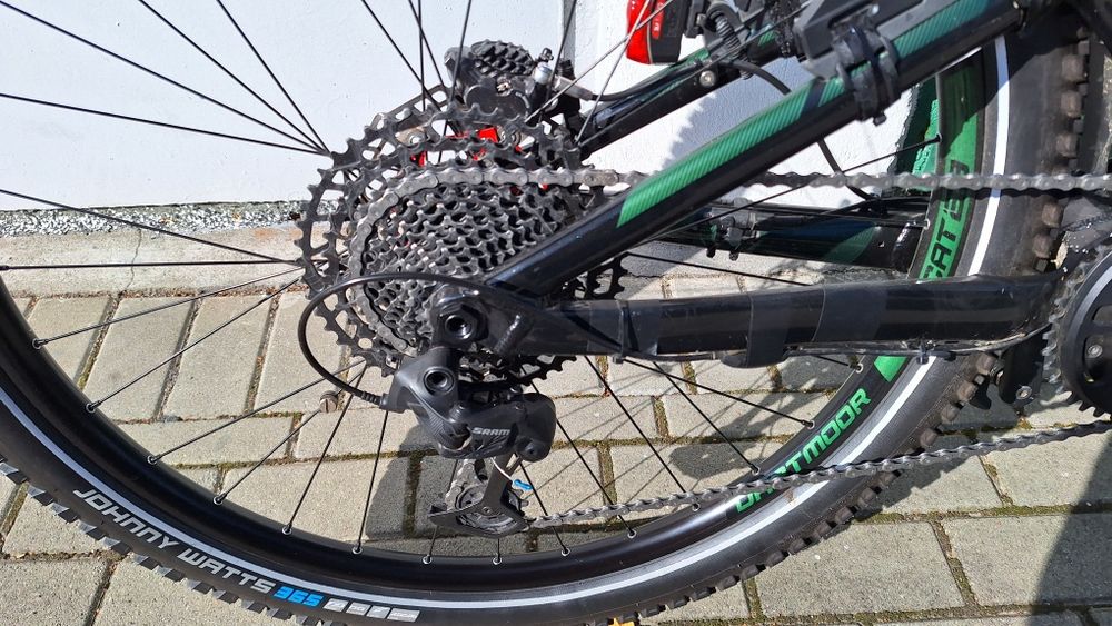 Przerobiony Dartmoor z silnikem bafang hd