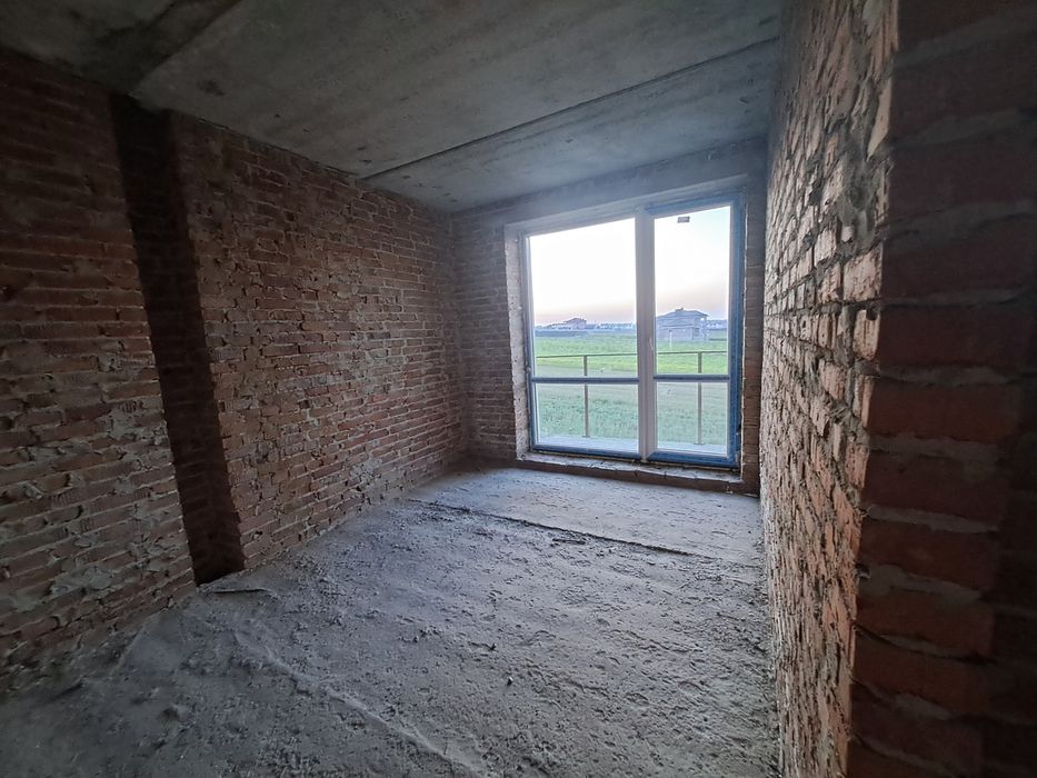 Продаж 3 пов. будинок-таунхаус, 2.3 сотки, 133 кв.м, Байківці