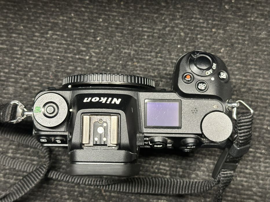 Vendo nikon z6 usada em otimo estado