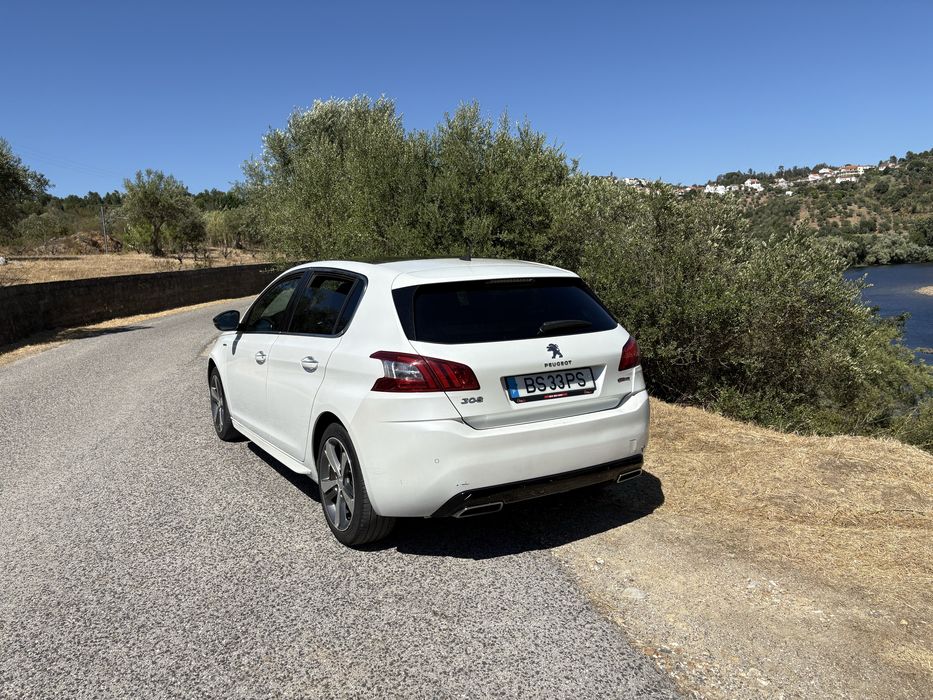 Peugeot 308 1.2 PureTech – 2016 | Excelente Estado | Pronto a Circular