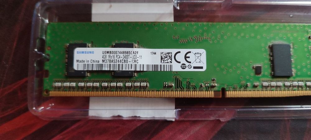 Найкраща ціна!!Оперативная память Samsung 4 GB DDR4 2400 MHz