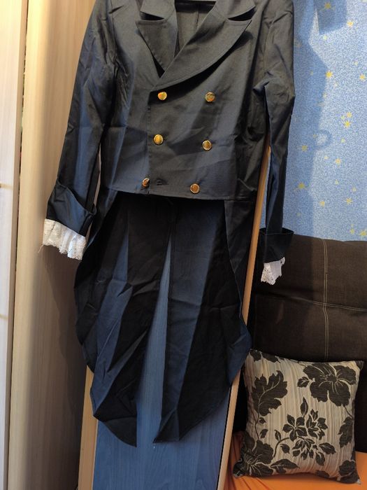 Фрак,сюртук новый размер M