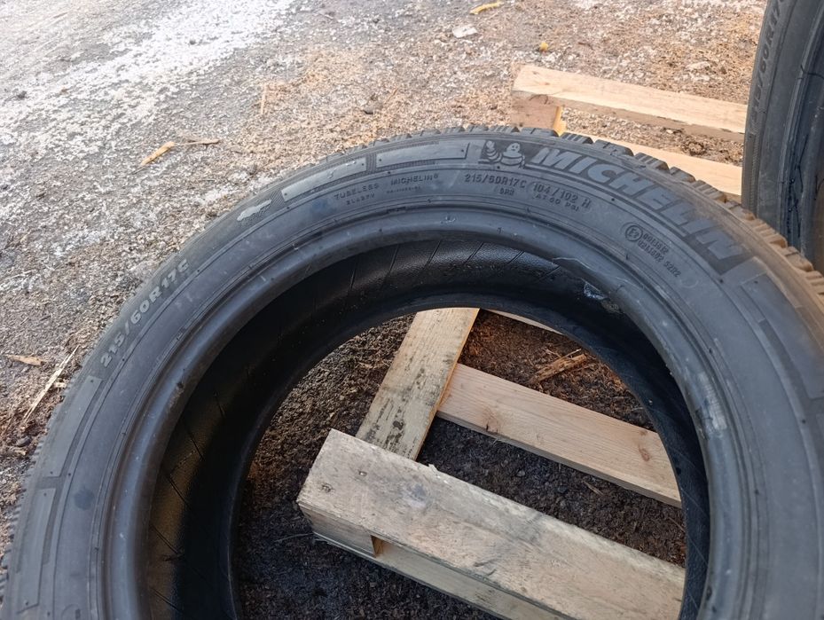 215/60/17c Michelin agilis alpin
