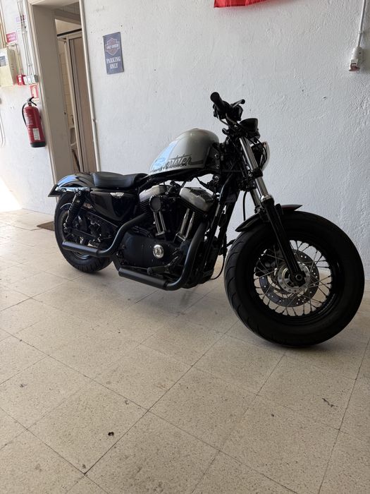 Harley Davidson forty eight (48)