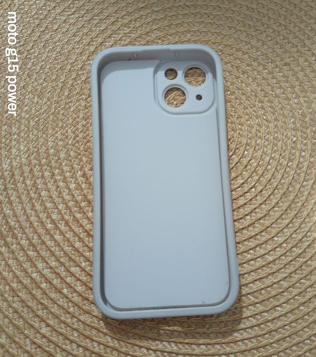 Etui na iPhone 15