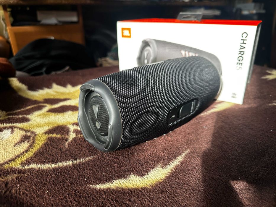 Портативна акустика JBL Charge 5 Black